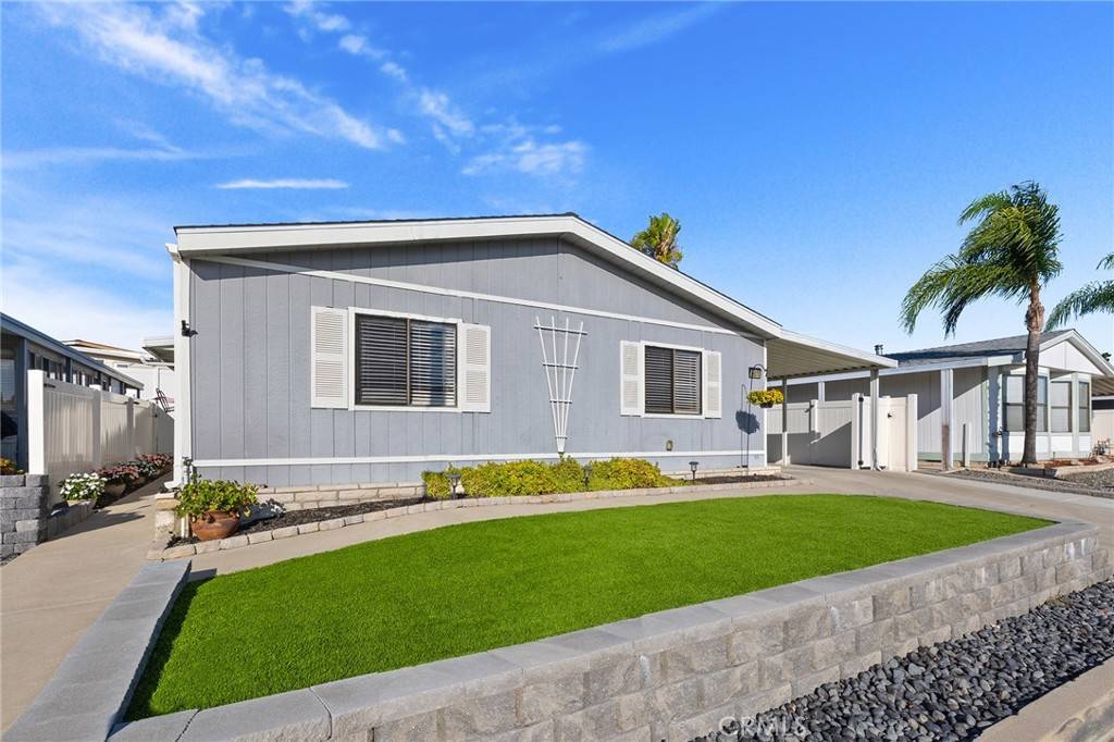 Murrieta, CA 92563,38070 Via La Colina