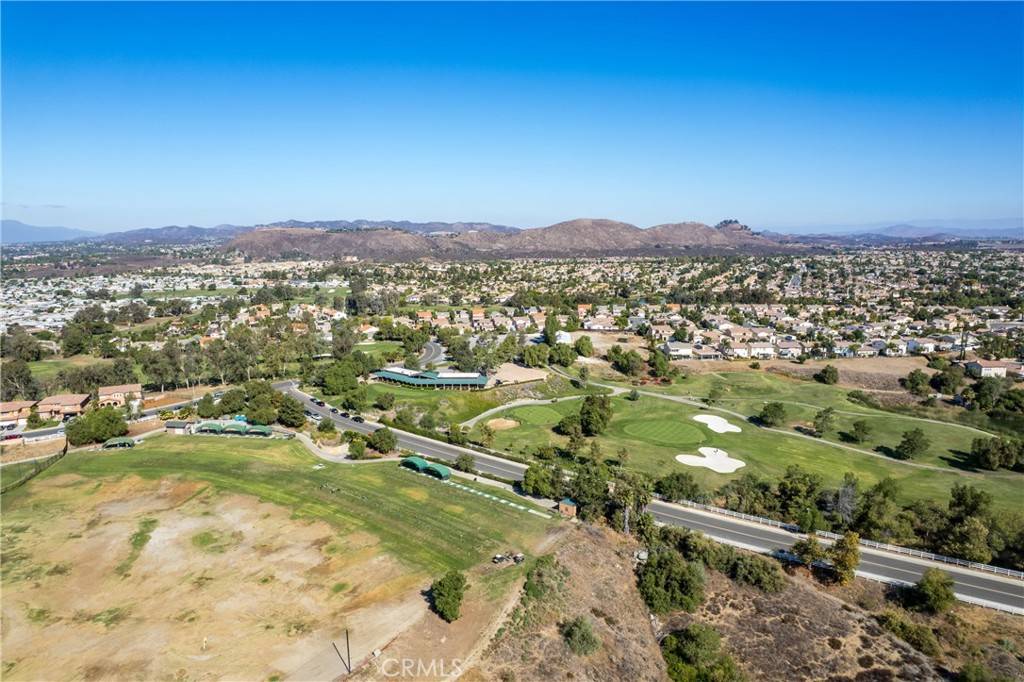 Murrieta, CA 92563,38653 38653 Falkirk DR