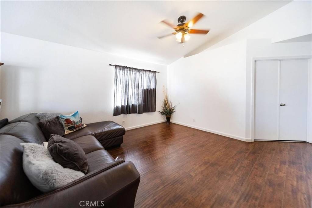 Hemet, CA 92545,3671 Sydney