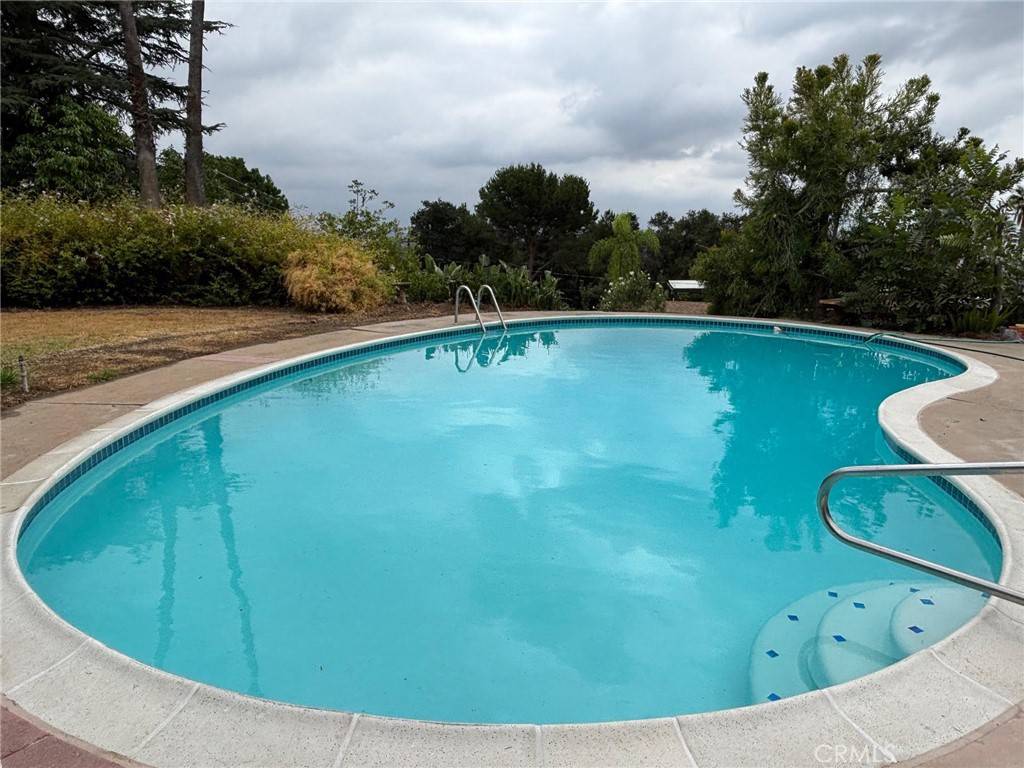 Glendora, CA 91741,980 Glencoe Heights