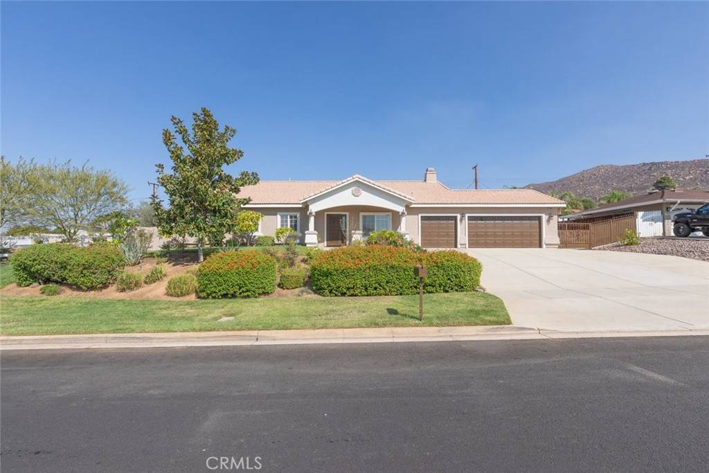 Moreno Valley, CA 92557,25060 Jaclyn