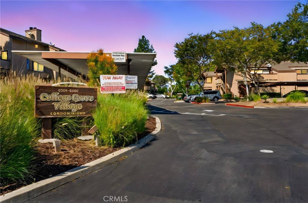 San Diego, CA 92115,6544 College Grove #68