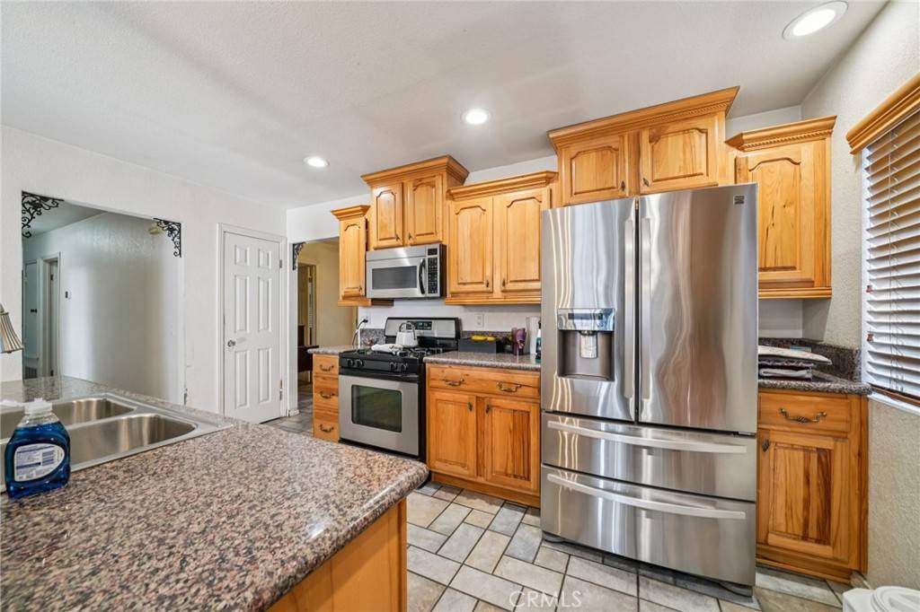 Chino, CA 91710,13022 Cypress AVE