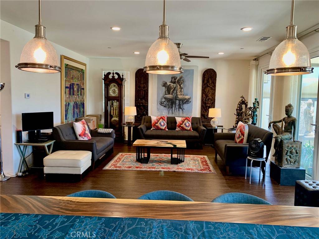 Murrieta, CA 92563,28667 Clearview