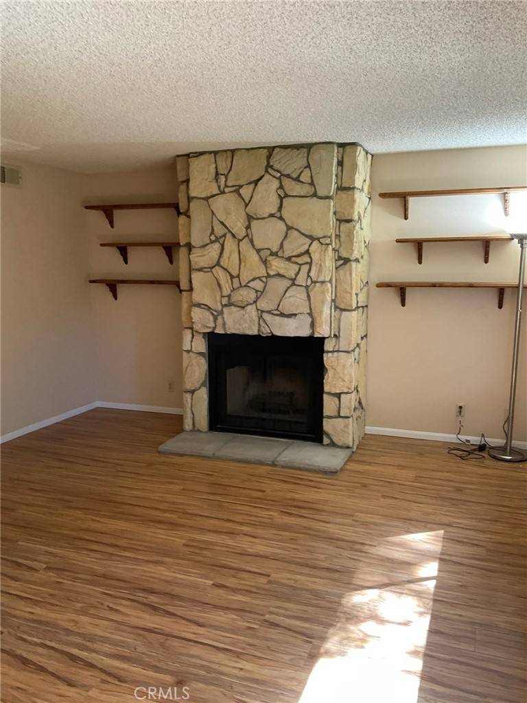 Sylmar, CA 91342,14456 Foothill #43