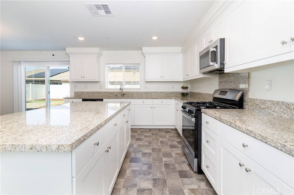 Hemet, CA 92545,5280 Coyote ST