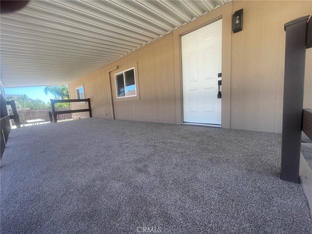 Lake Elsinore, CA 92530,31780 Via Valdez