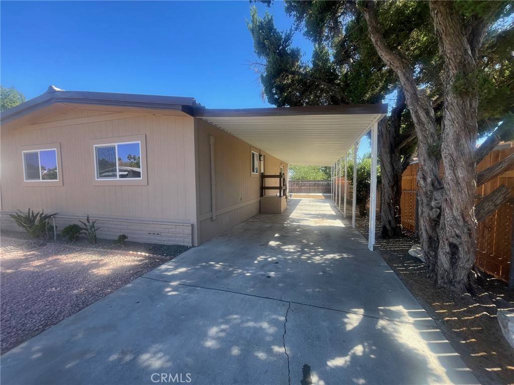 Lake Elsinore, CA 92530,31780 Via Valdez