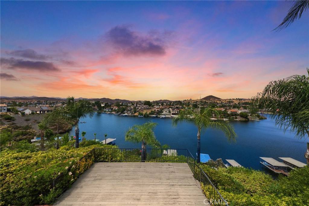 Canyon Lake, CA 92587,22572 Canyon Lake S