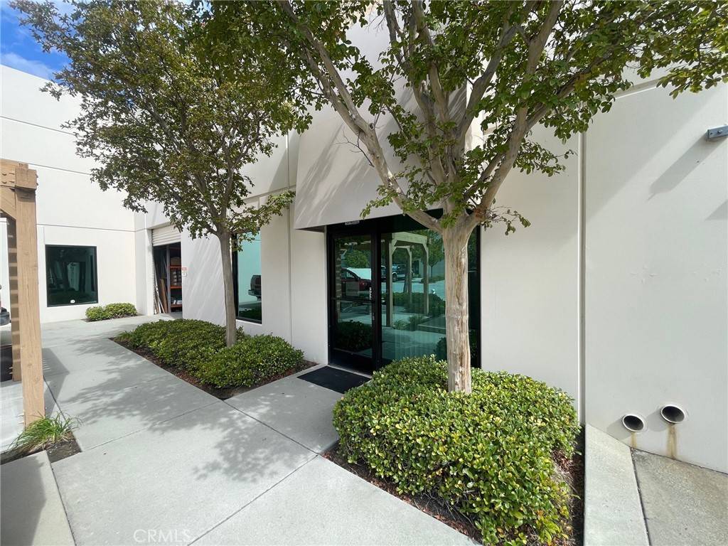 Temecula, CA 92590,42065 Zevo DR #B2