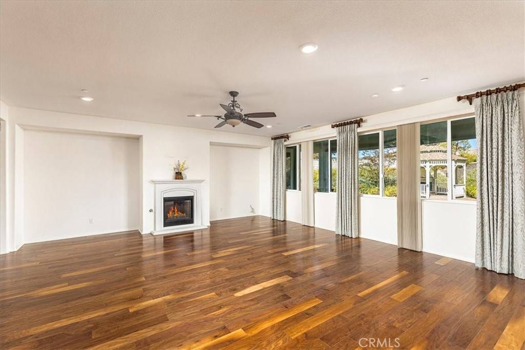 Wildomar, CA 92595,23346 Platinum