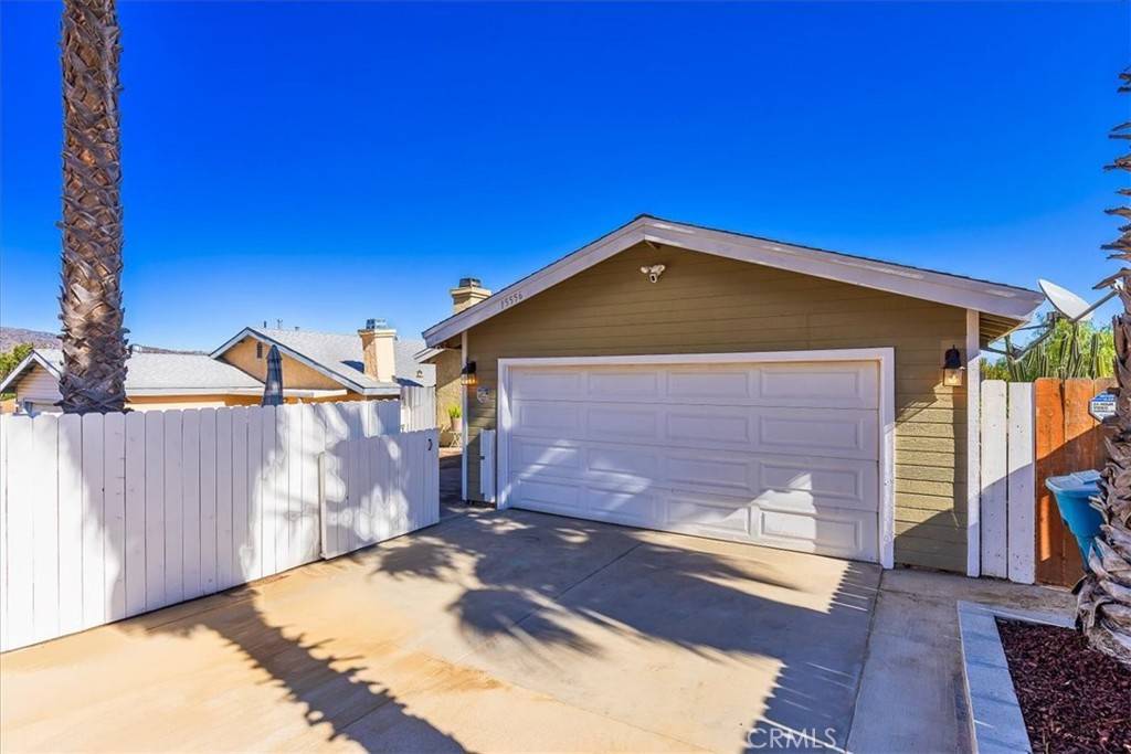 Lake Elsinore, CA 92530,15556 Orange ST