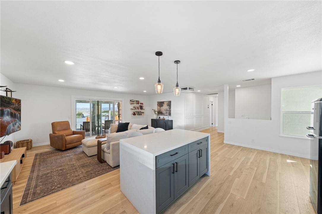 29 Palms, CA 92277,73904 Playa Vista DR