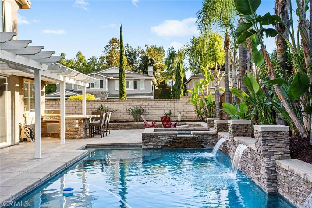 Temecula, CA 92592,42442 Fiji WAY