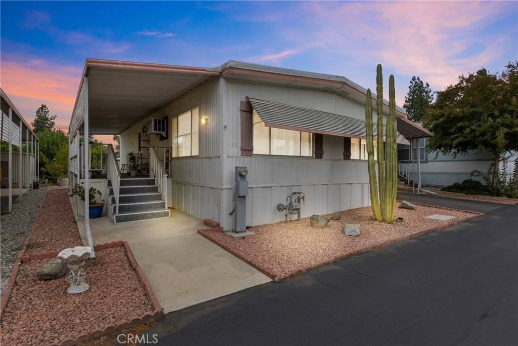 Hemet, CA 92543,725 W Thornton AVE #97