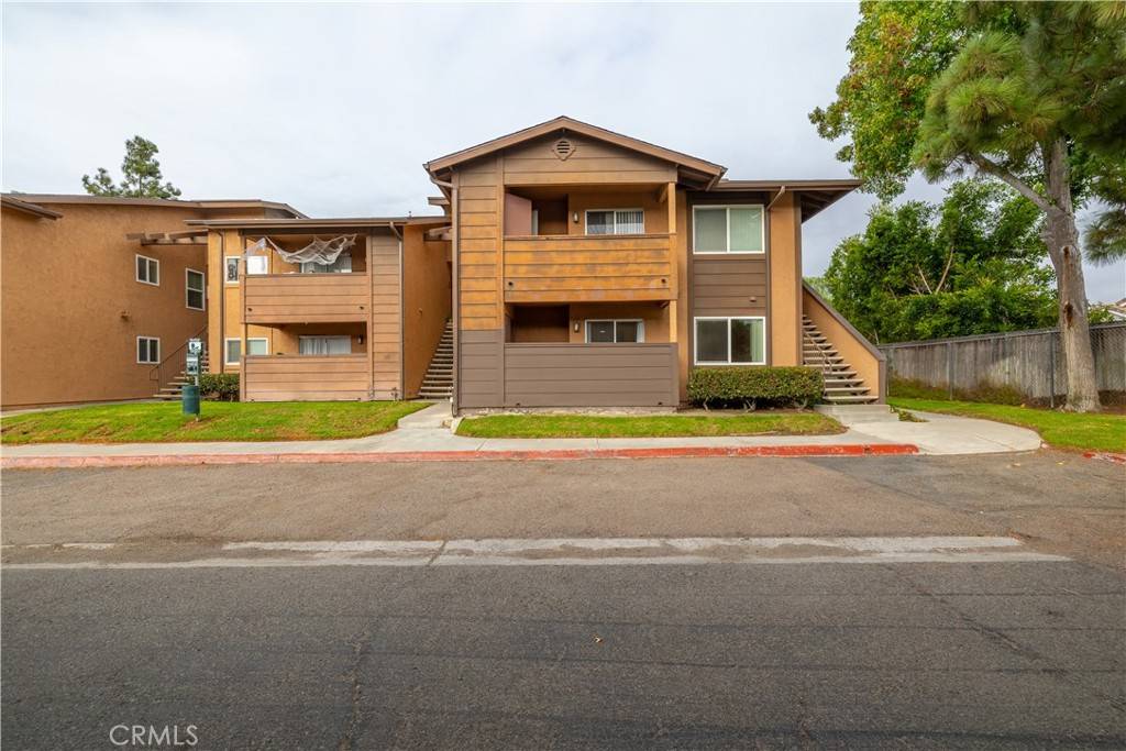 Oceanside, CA 92057,517 Calle Montecito #91