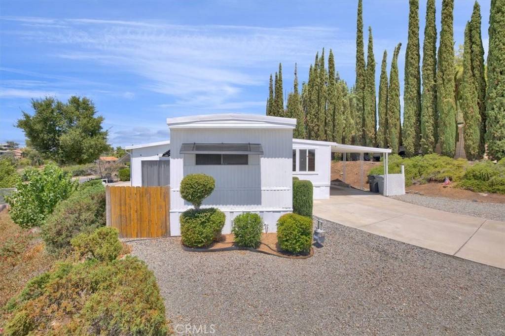 Canyon Lake, CA 92587,22780 Skylink