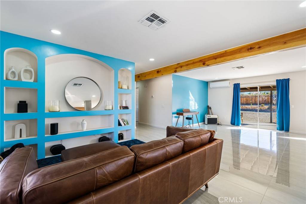 29 Palms, CA 92277,73973 Playa Vista
