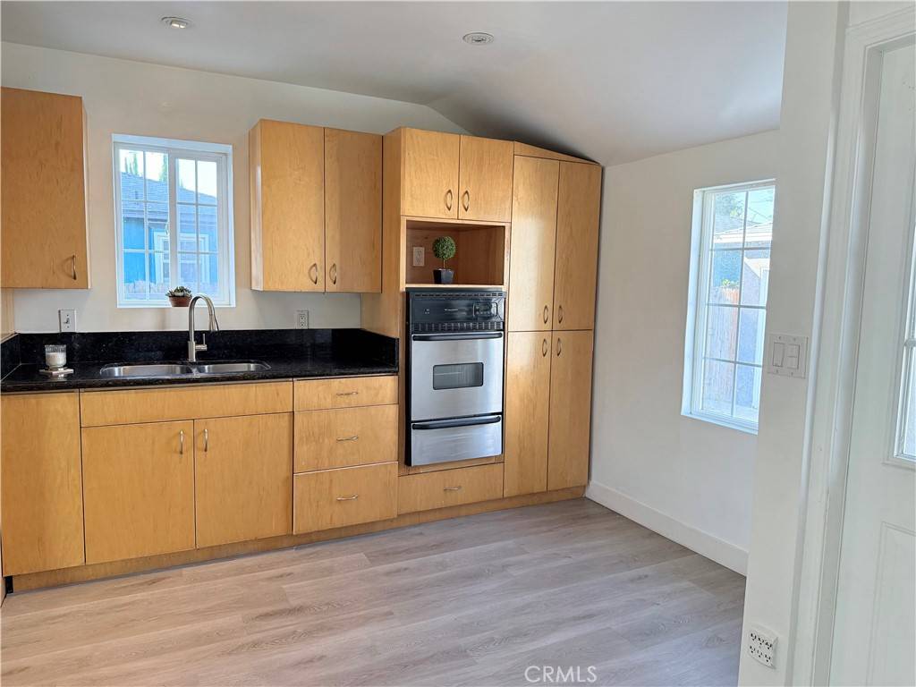 Pomona, CA 91766,1517 W Grand AVE