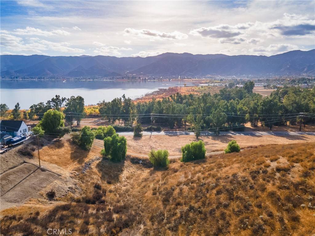 Lake Elsinore, CA 92530,36 Ryan Ave