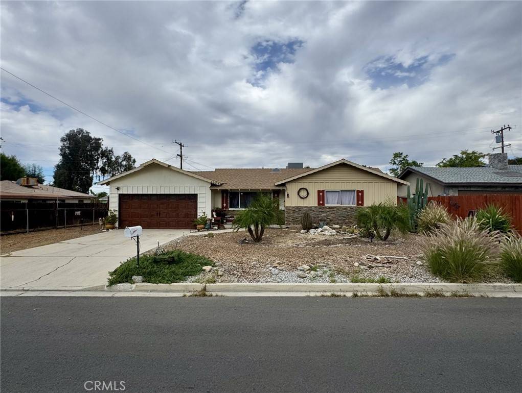 Hemet, CA 92544,40520 Poppy DR