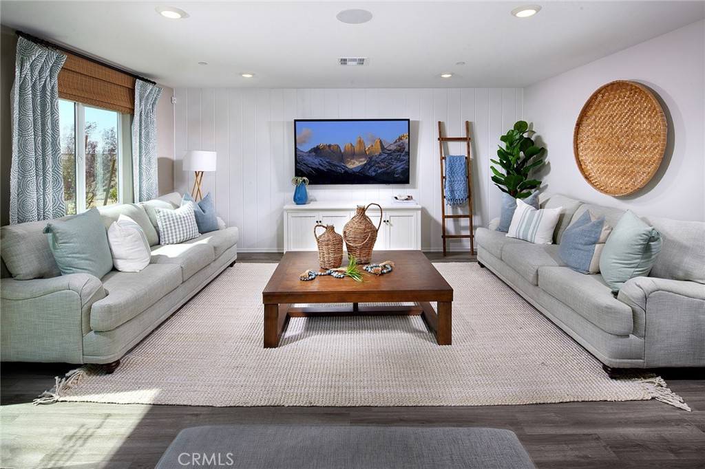 Adelanto, CA 92301,18792 Hampton LN