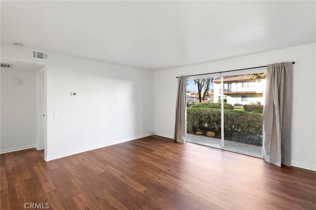 Mentone, CA 92359,1365 Crafton AVE #1023