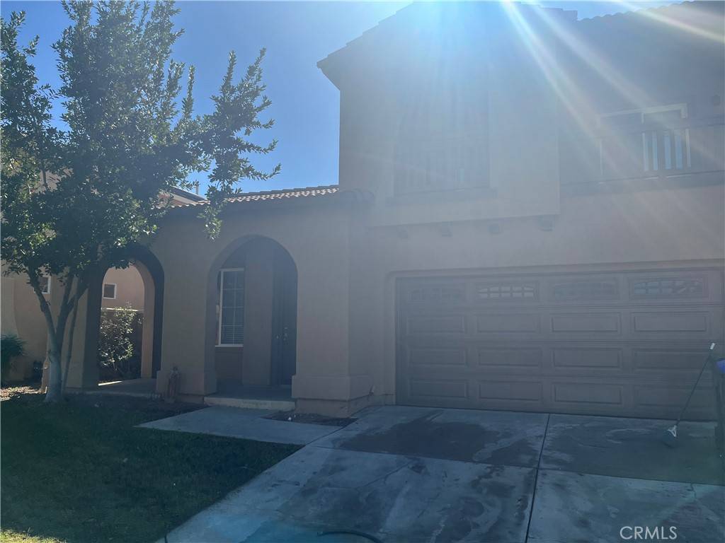 Hemet, CA 92545,3179 Red Cedar