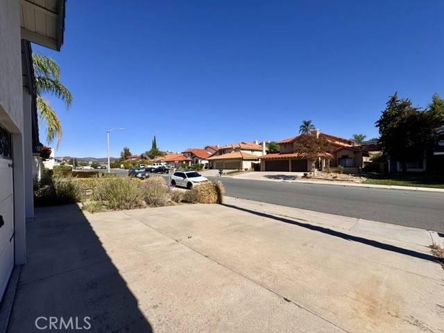 Murrieta, CA 92563,25483 Blackthorne Dr