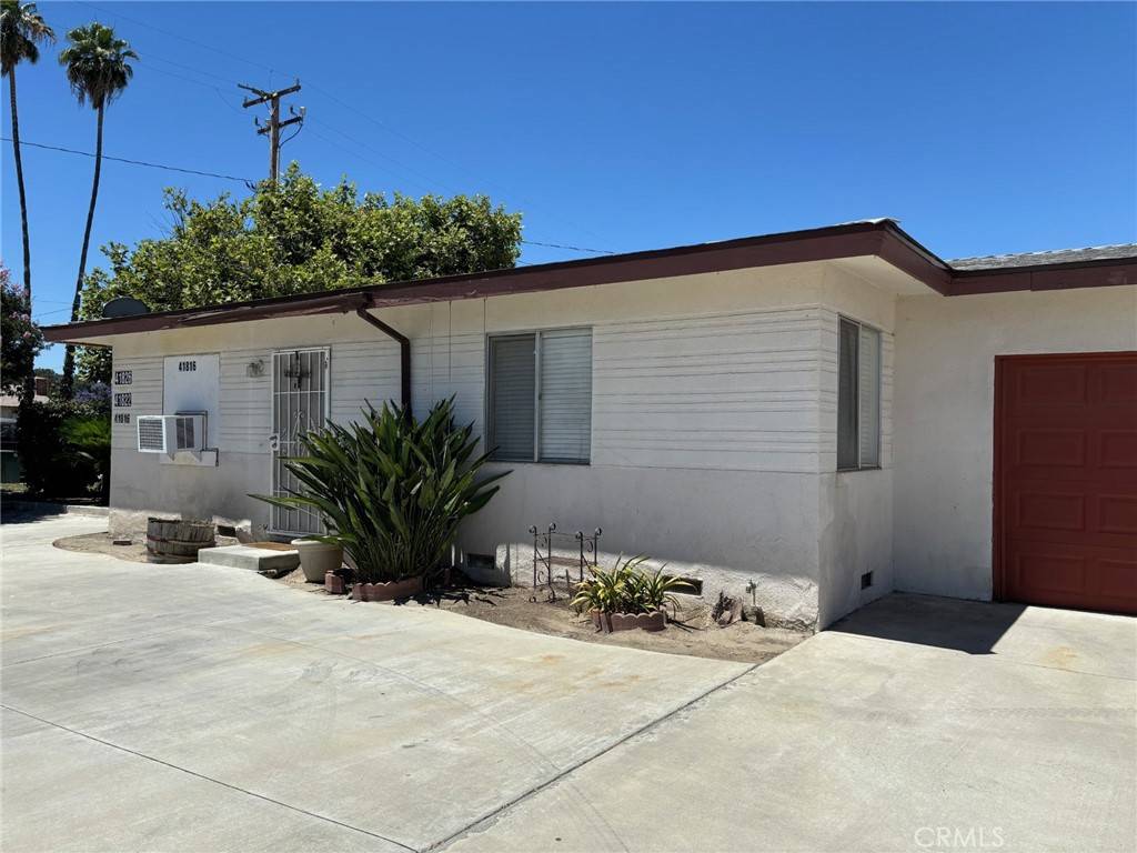 Hemet, CA 92544,41816 Acacia