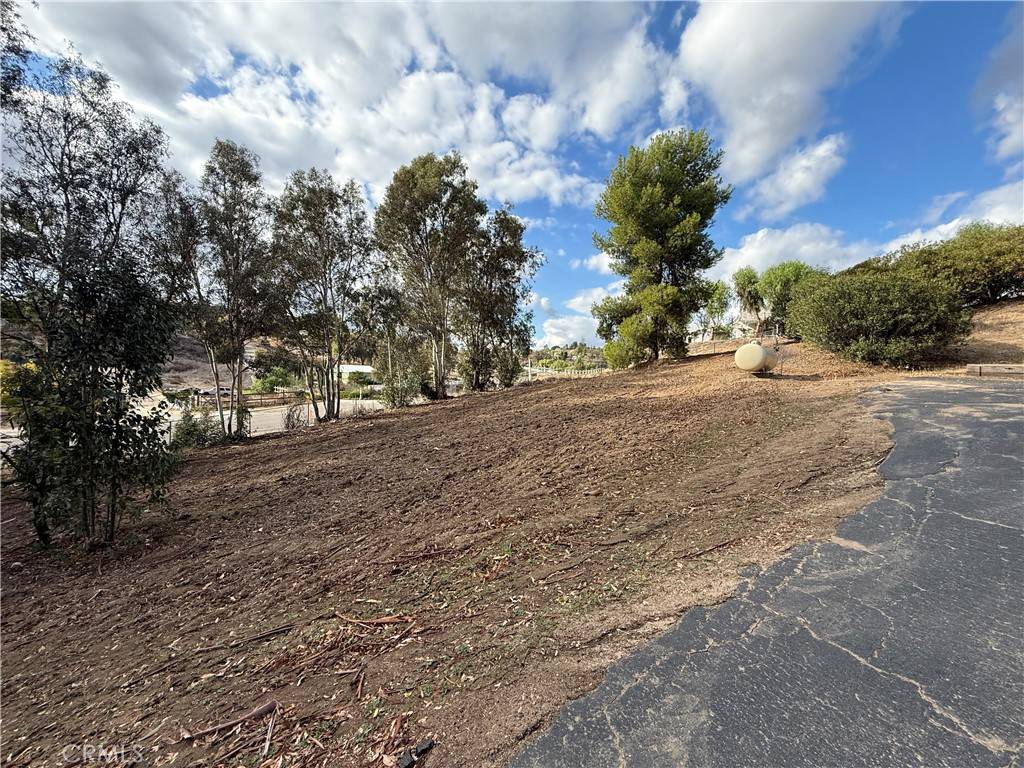 Temecula, CA 92592,41805 William Hawthorne