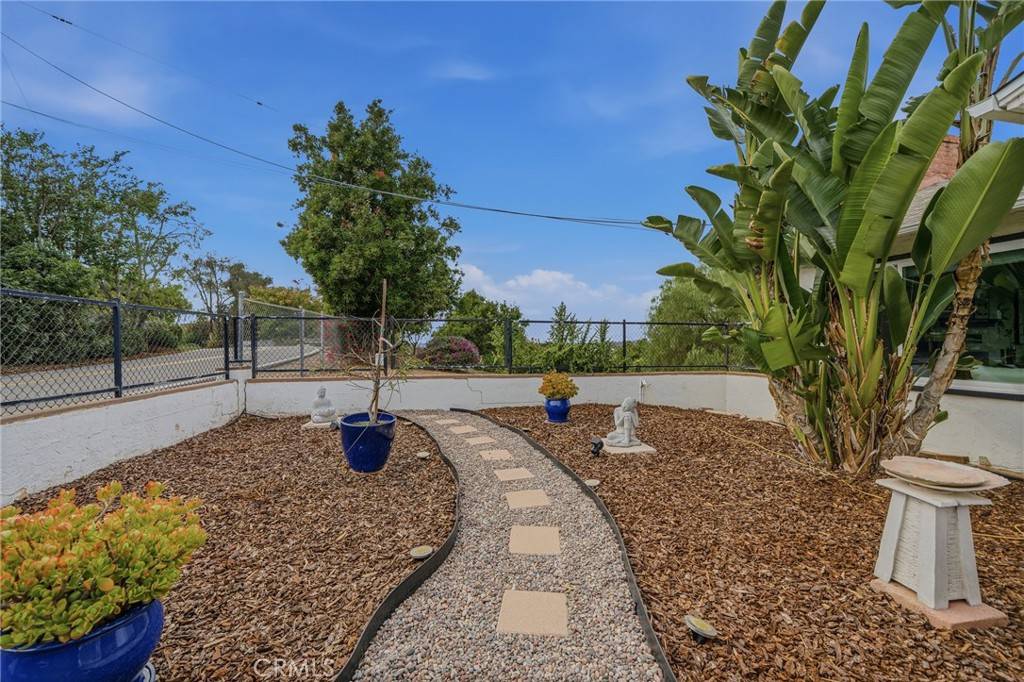 Fallbrook, CA 92028,1864 Winterwarm