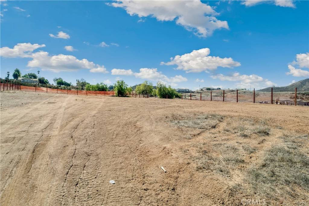 Wildomar, CA 92584,0 Kagel St.