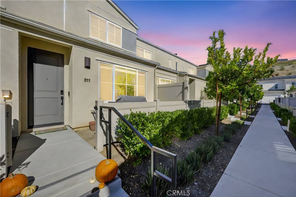 Fallbrook, CA 92028,311 Seedling