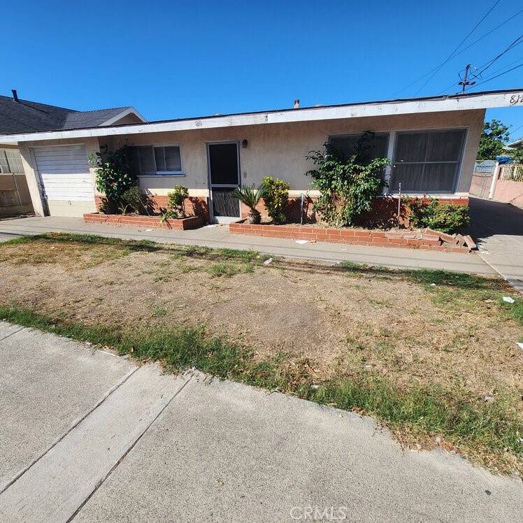 Santa Ana, CA 92703,812 N Euclid