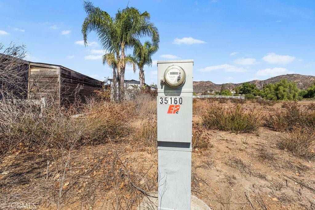 Wildomar, CA 92595,35160 Maples