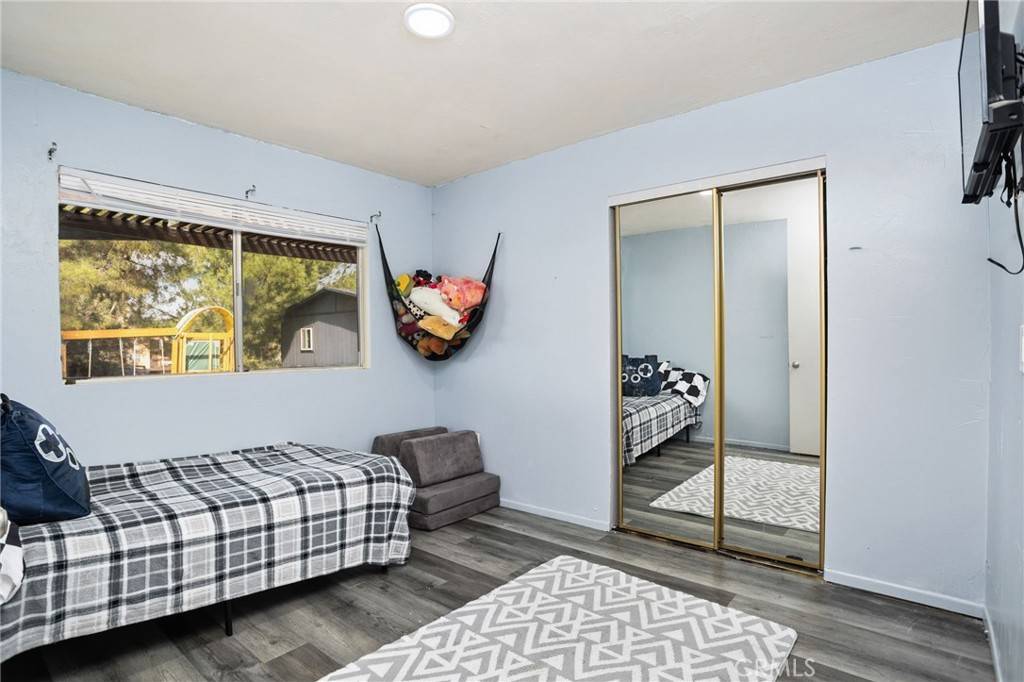 Hemet, CA 92543,30166 San Jacinto