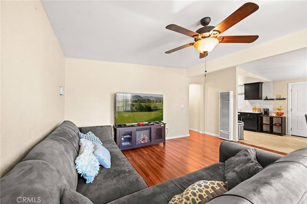 Banning, CA 92220,231 N Allen