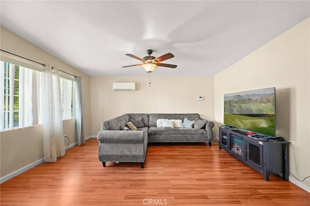 Banning, CA 92220,231 N Allen