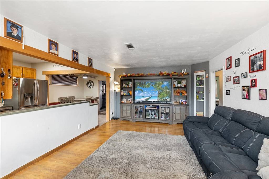 Lake Elsinore, CA 92530,290 Moroni