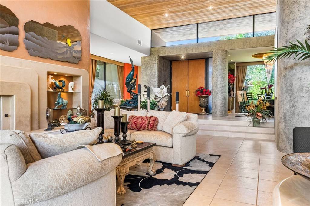 Palm Desert, CA 92260,73497 Mariposa