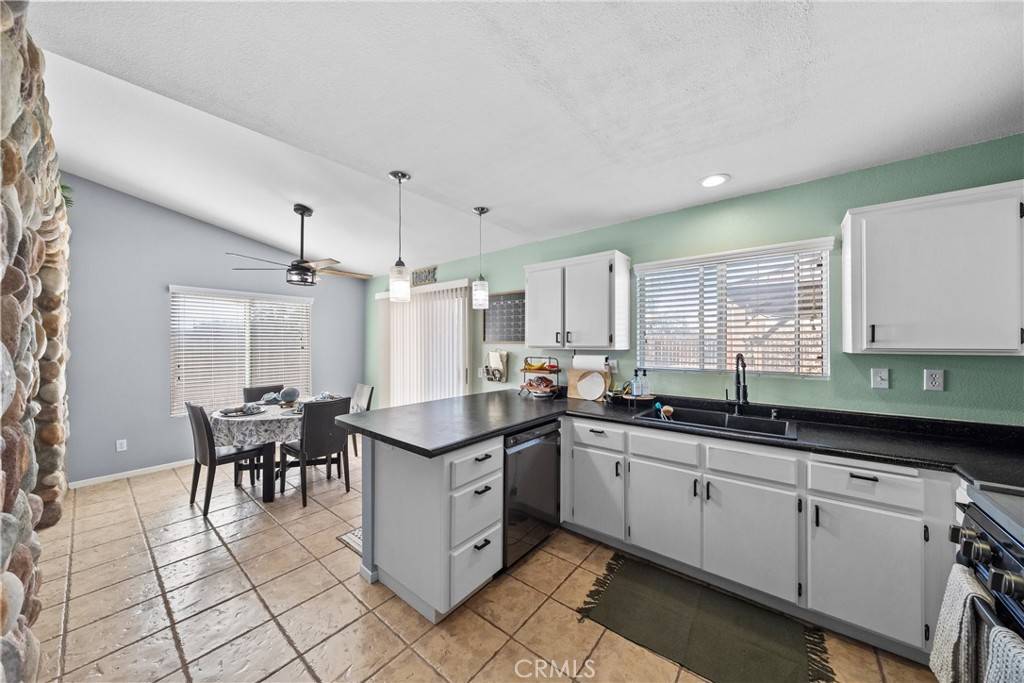 Banning, CA 92220,1053 Sycamore CT