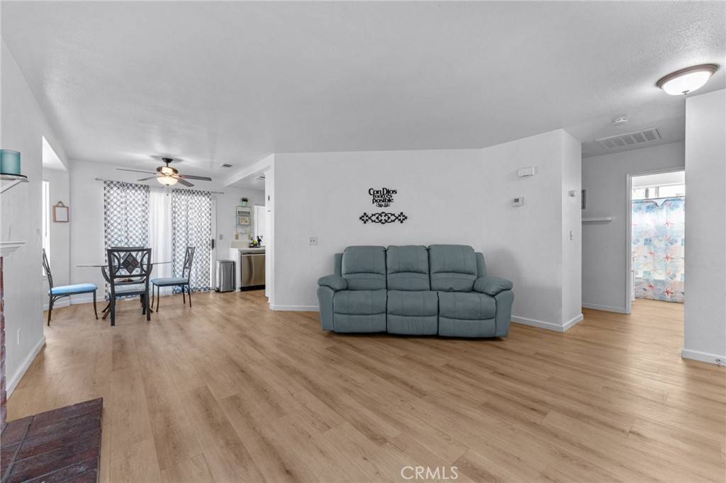 Hemet, CA 92545,1458 Fallbrook Ave