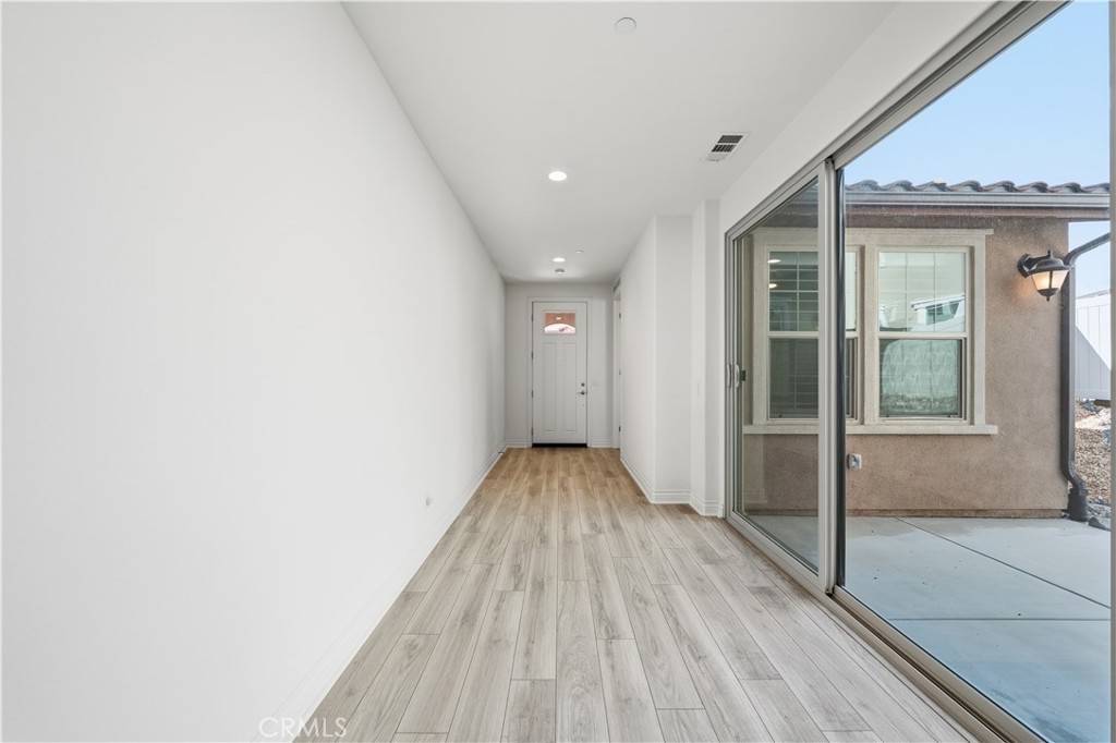 Fallbrook, CA 92028,35909 Shetland E