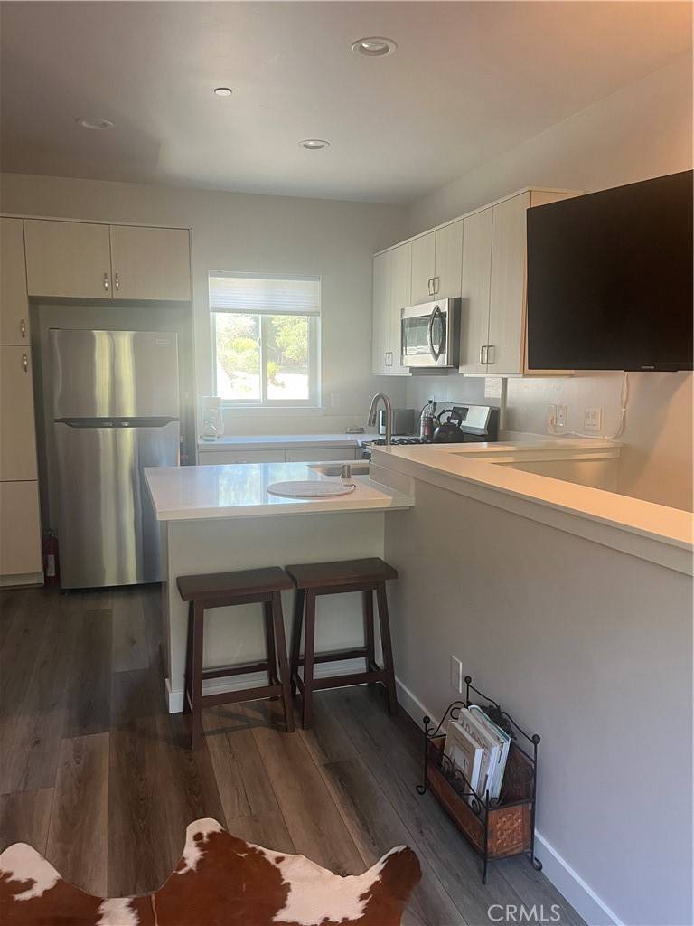 Solvang, CA 93463,92 Old Mission DR