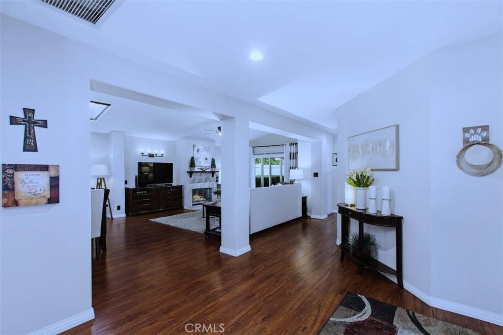 Murrieta, CA 92562,40442 Via Amapola