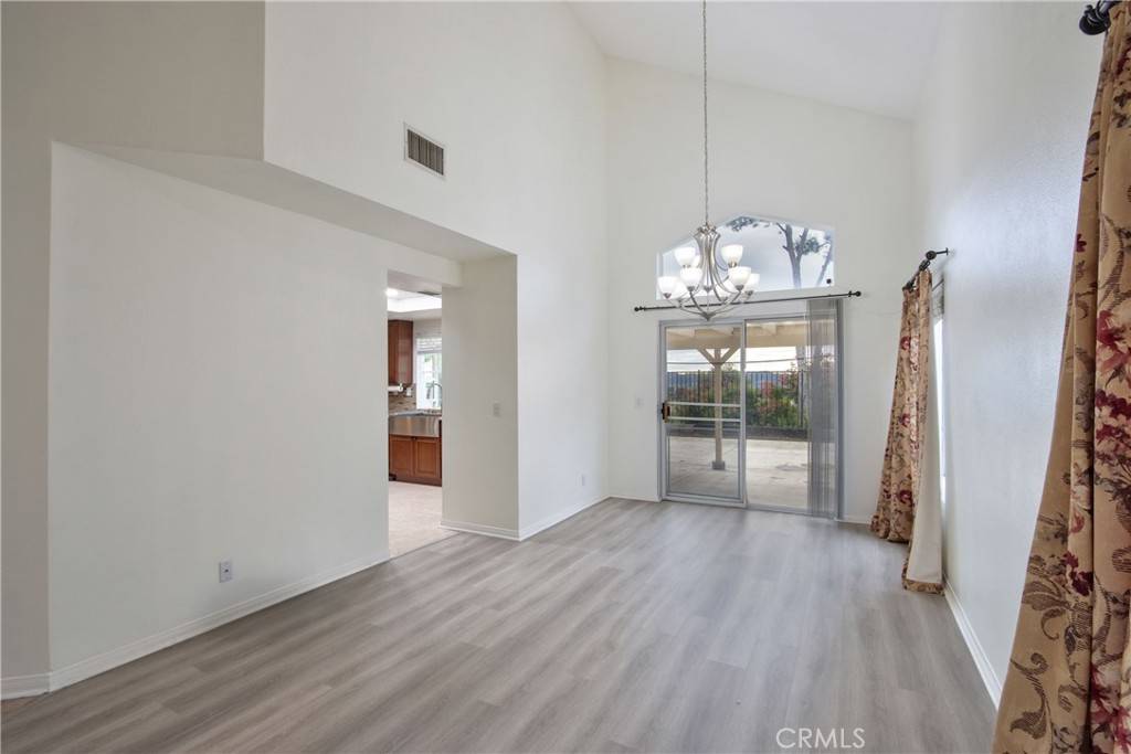 Murrieta, CA 92562,24055 Golden Pheasant