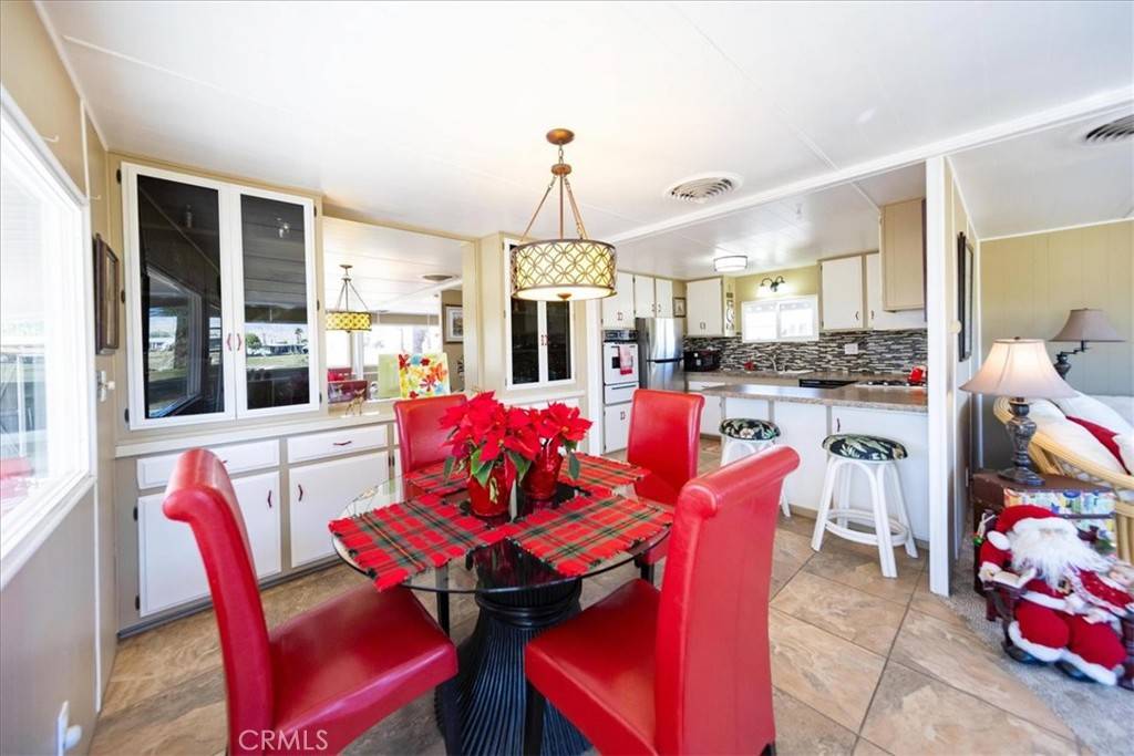 Thousand Palms, CA 92276,32490 San Miguelito