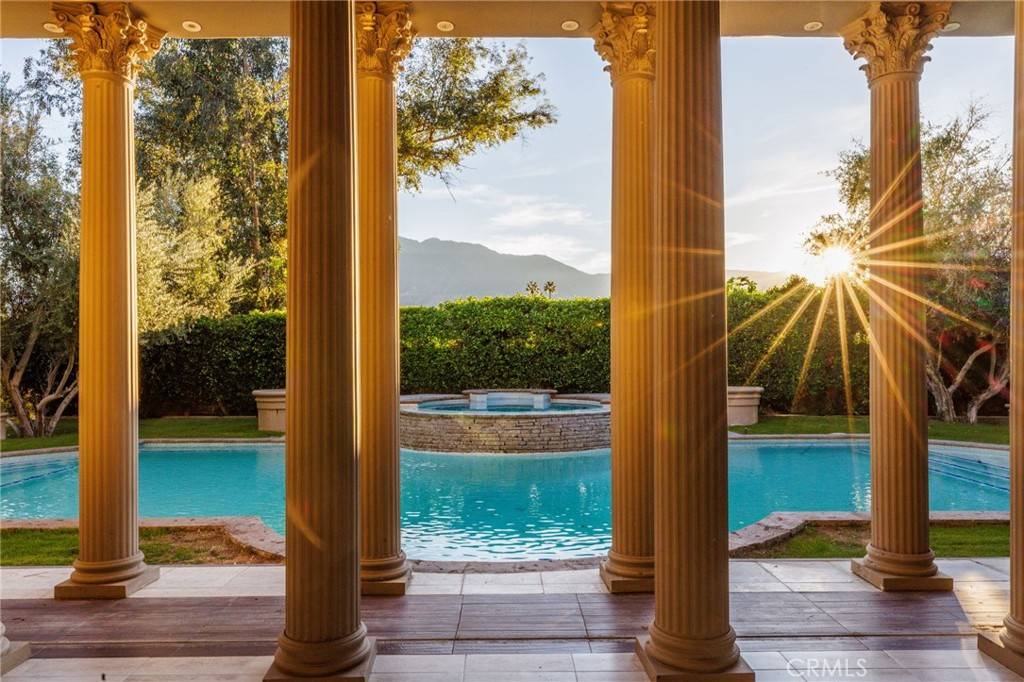 Rancho Mirage, CA 92270,41511 Bob Hope DR