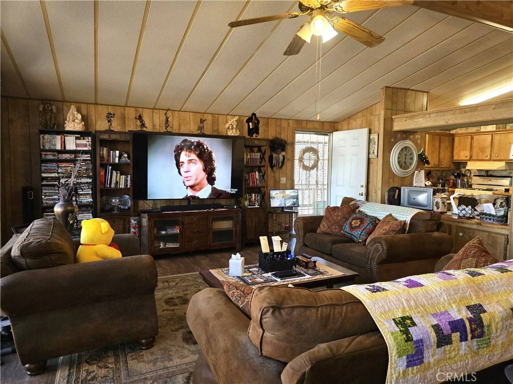 Hemet, CA 92545,5001 W Florida #706